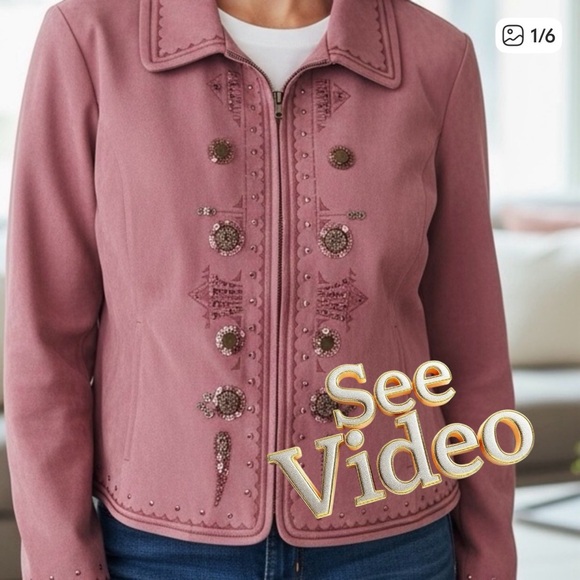 TanJay Jackets & Blazers - 👛 (ANY 2/$20) TanJay Vintage Pink Zipper Jacket, 14P
See video.